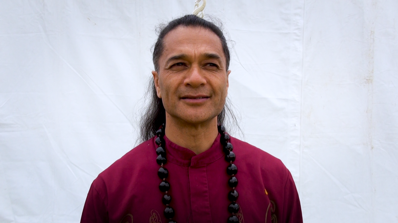 THE SAGES WITH A MAORI: WHO I AM ? FIND YOURSELF AND YOUR TRUE POTENTIAL
